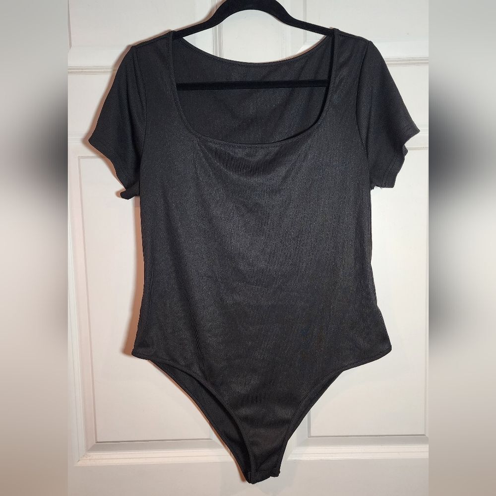 Shein Curve Black Ribbed Short Sleeve Bodysuit 1XL
